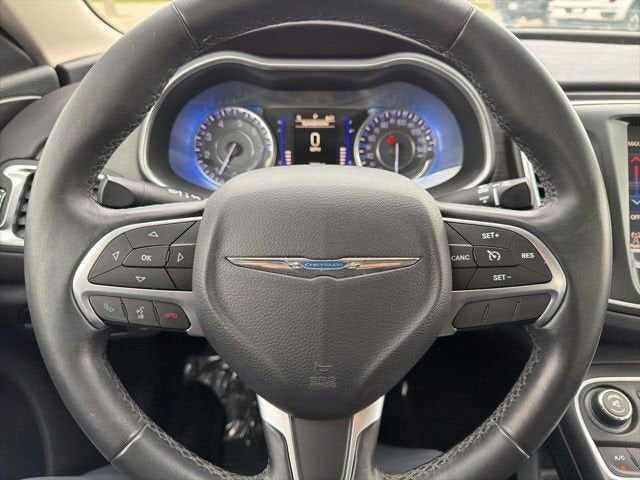 2017 Chrysler 200 Limited Platinum