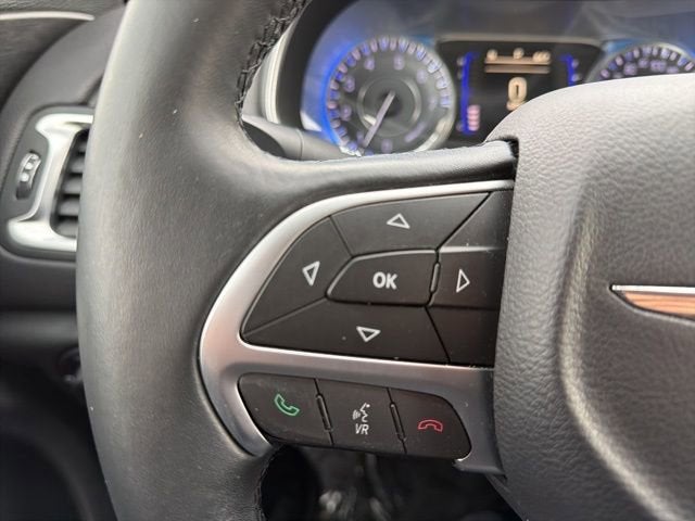 2017 Chrysler 200 Limited Platinum