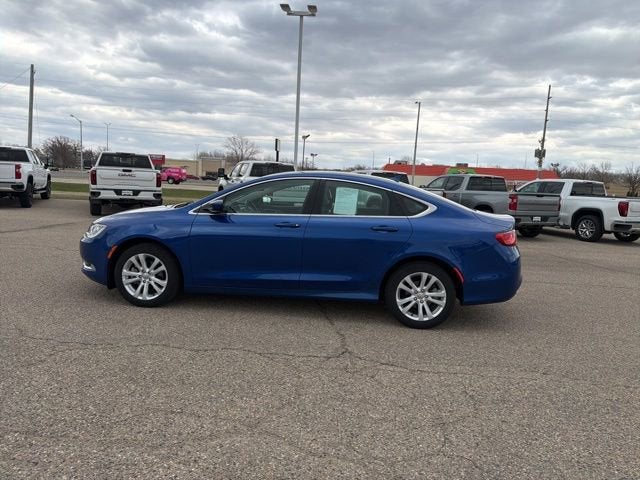 2017 Chrysler 200 Limited Platinum