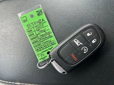 2023 Jeep Cherokee Altitude Lux