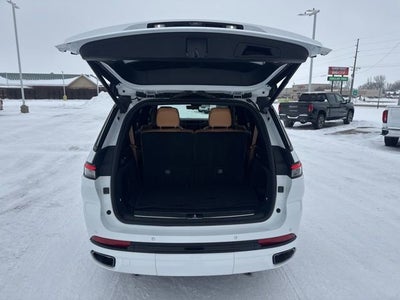 2023 Jeep Grand Cherokee L Summit