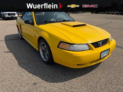 2004 Ford Mustang GT Deluxe