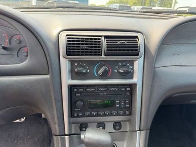2004 Ford Mustang GT Deluxe