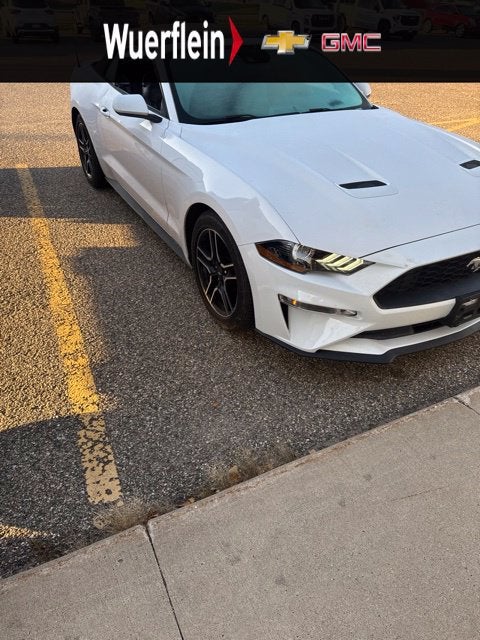 2021 Ford Mustang EcoBoost