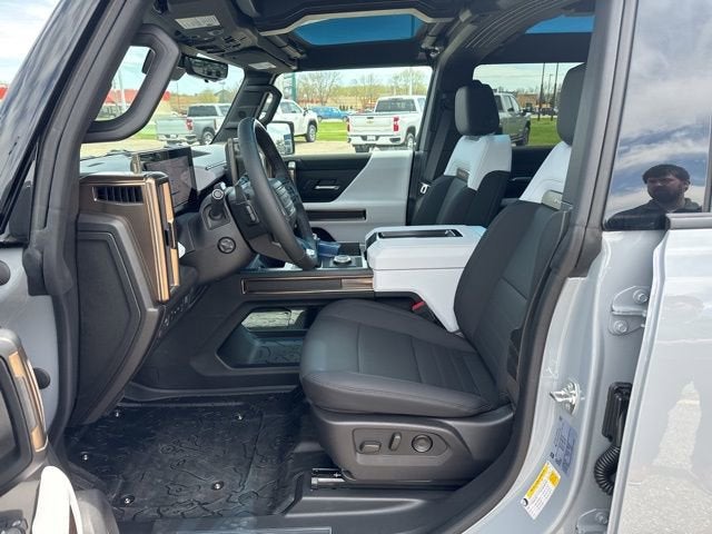 2024 GMC HUMMER EV SUV 2X