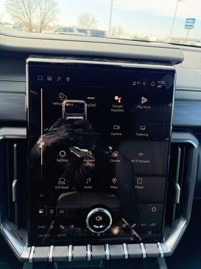 2026 GMC Acadia AT4