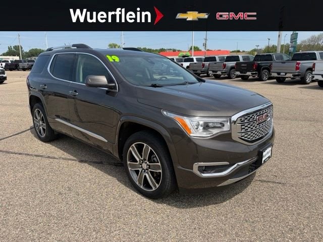 2019 GMC Acadia Denali AWD's photo