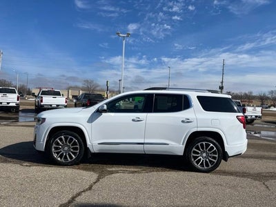 2023 GMC Acadia Denali