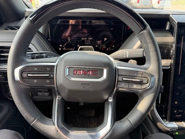 2025 GMC Yukon Elevation