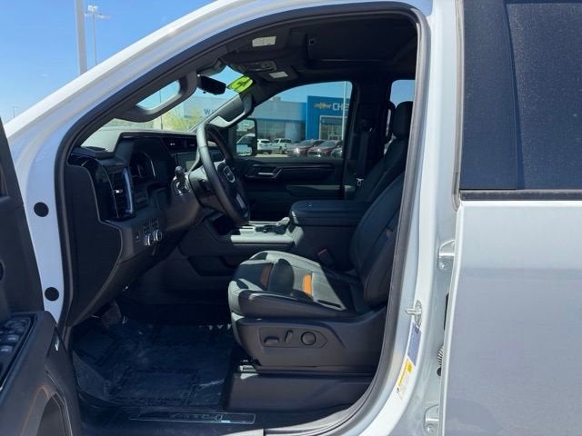 2025 GMC Sierra 3500 HD AT4