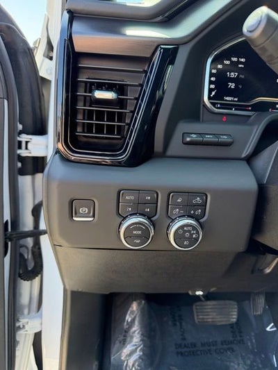 2025 GMC Sierra 3500 HD AT4