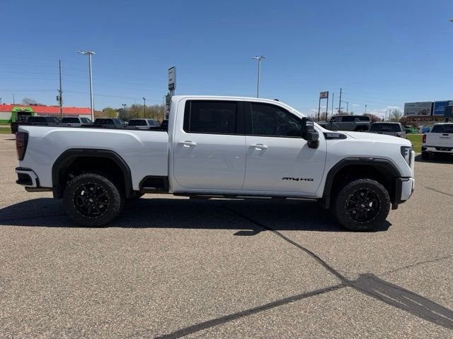 2025 GMC Sierra 3500 HD AT4