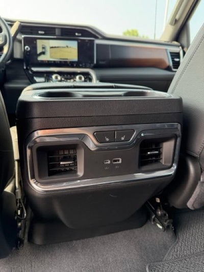 2025 GMC Sierra 3500 HD Denali