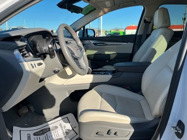 2022 Cadillac XT5 Premium Luxury