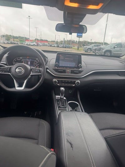 2021 Nissan Altima 2.5 SV
