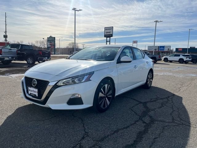 2022 Nissan Altima 2.5 SV
