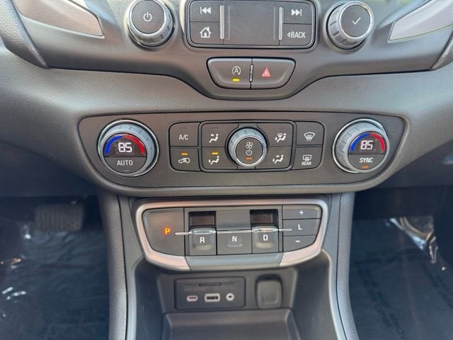 2024 GMC Terrain AT4