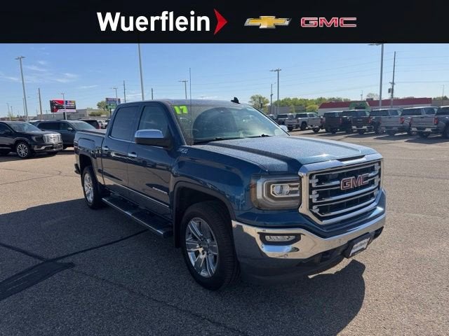 2017 GMC Sierra 4WD Crew Cab Short Box SLT's photo