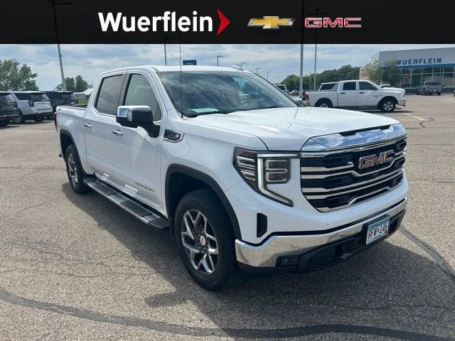 2024 GMC Sierra 4WD Crew Cab Short Box SLT's photo