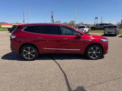 2022 Buick Enclave Essence