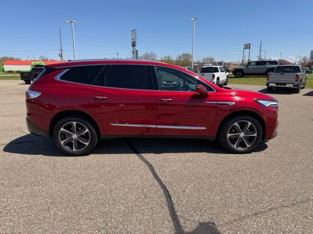 2022 Buick Enclave Essence