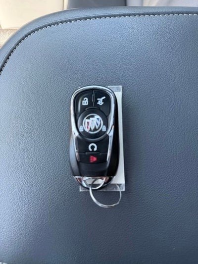 2022 Buick Enclave Essence