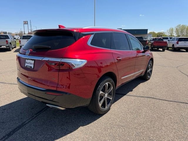 2022 Buick Enclave Essence