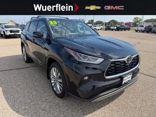 2025 Toyota Highlander LE