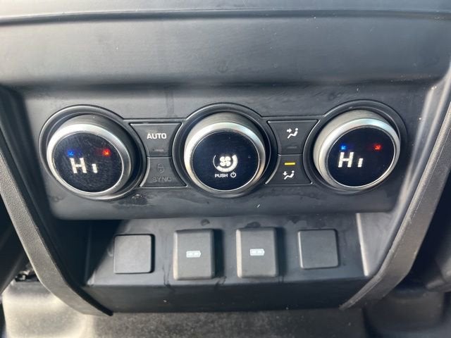 2023 Land Rover Defender S