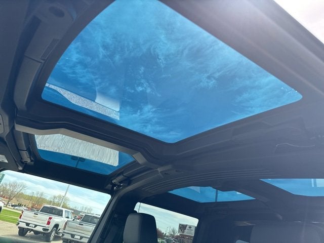 2024 GMC HUMMER EV SUV 2X