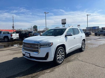 2023 GMC Acadia Denali
