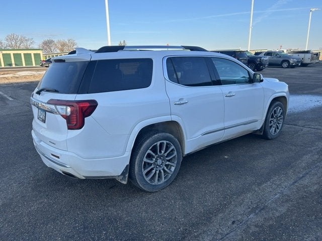 2023 GMC Acadia Denali