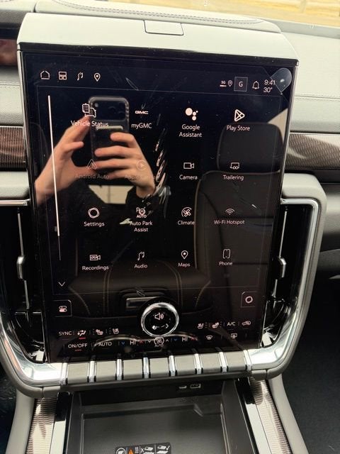 2026 GMC Yukon Elevation