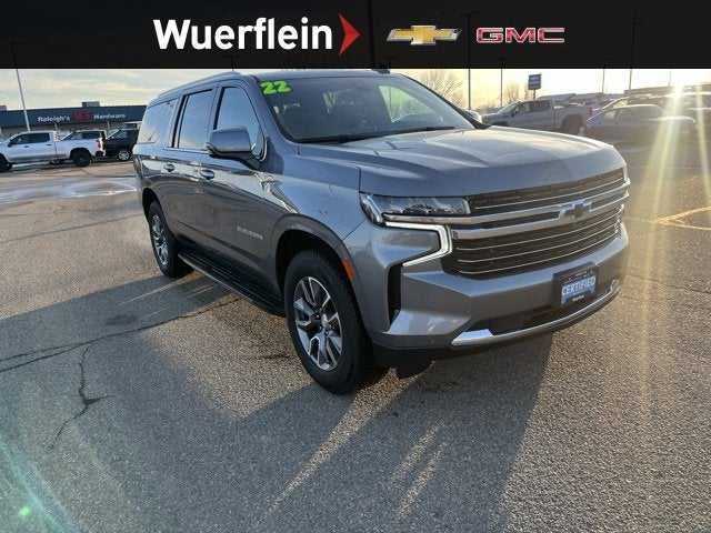 2022 Chevrolet Suburban LT