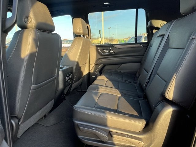 2022 Chevrolet Suburban LT