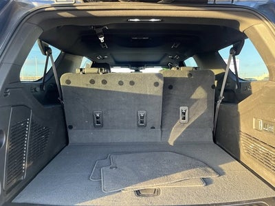 2022 Chevrolet Suburban LT