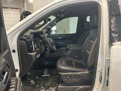 2025 GMC Sierra 3500 HD AT4