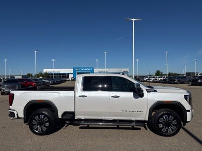2025 GMC Sierra 3500 HD Denali