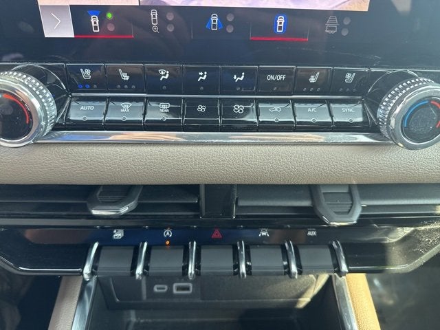 2024 GMC Canyon Denali