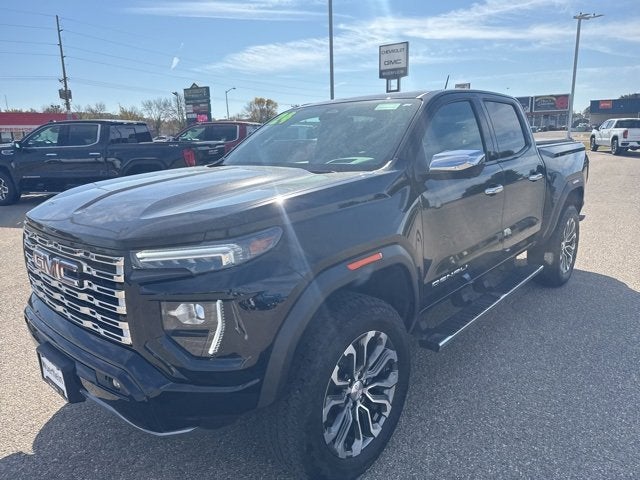 2024 GMC Canyon Denali