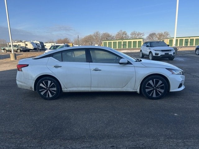 2022 Nissan Altima 2.5 SV