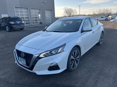2022 Nissan Altima 2.5 SV