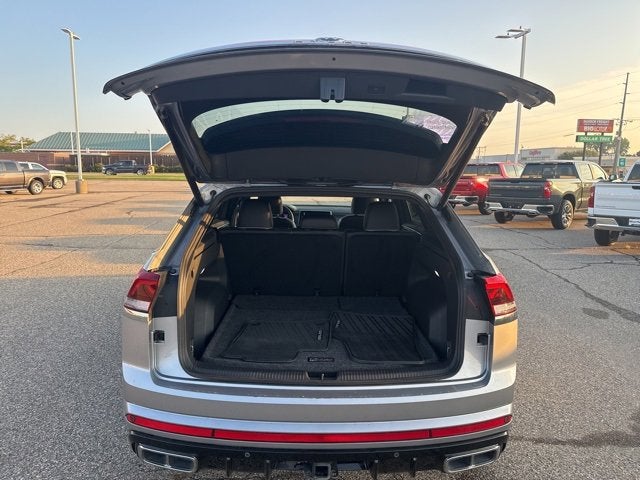 2024 Volkswagen Atlas Cross Sport 2.0T SEL Premium R-Line