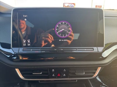 2024 Volkswagen Atlas Cross Sport 2.0T SEL Premium R-Line