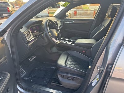 2024 Volkswagen Atlas Cross Sport 2.0T SEL Premium R-Line