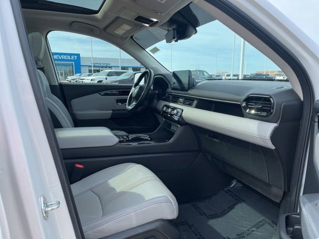 2023 Honda Pilot Touring