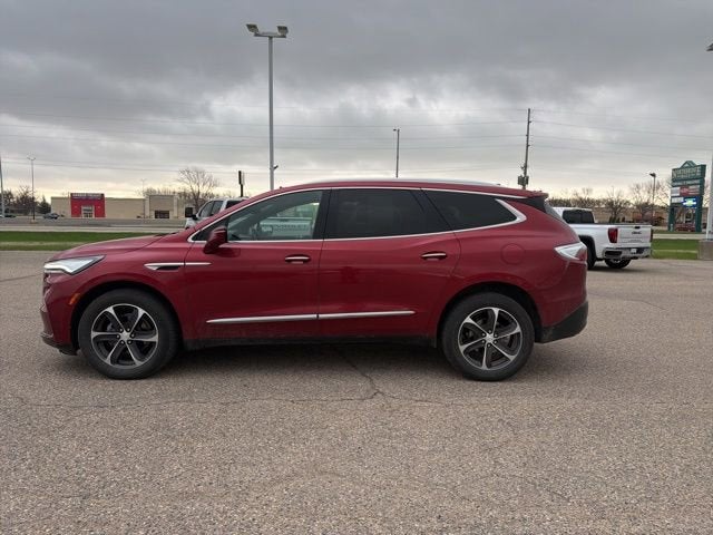 2022 Buick Enclave Essence